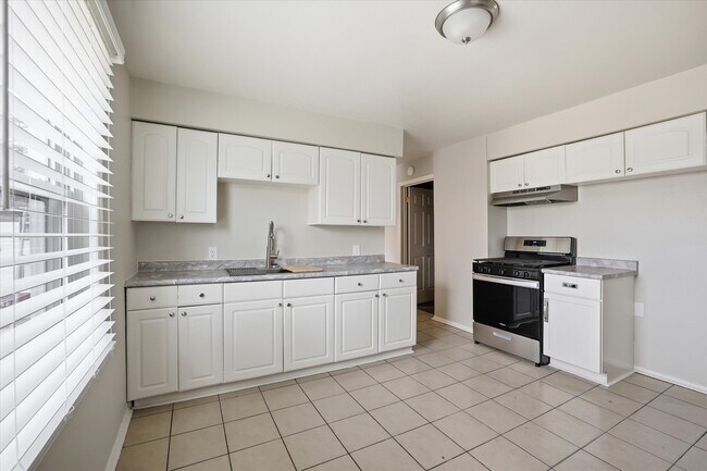 Foto del edificio - 101 W Meinecke Ave