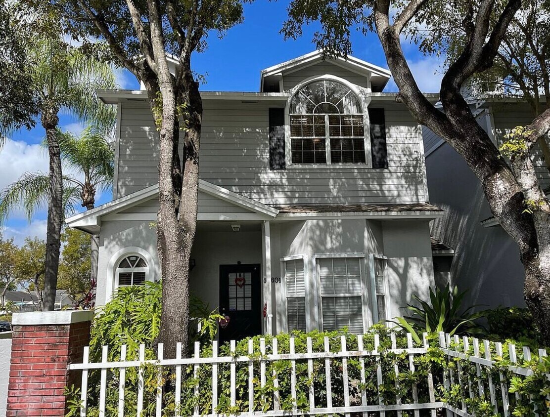 Primary Photo - 14603 SW 122nd Pl