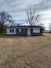 Building Photo - 397 Franklin Rd