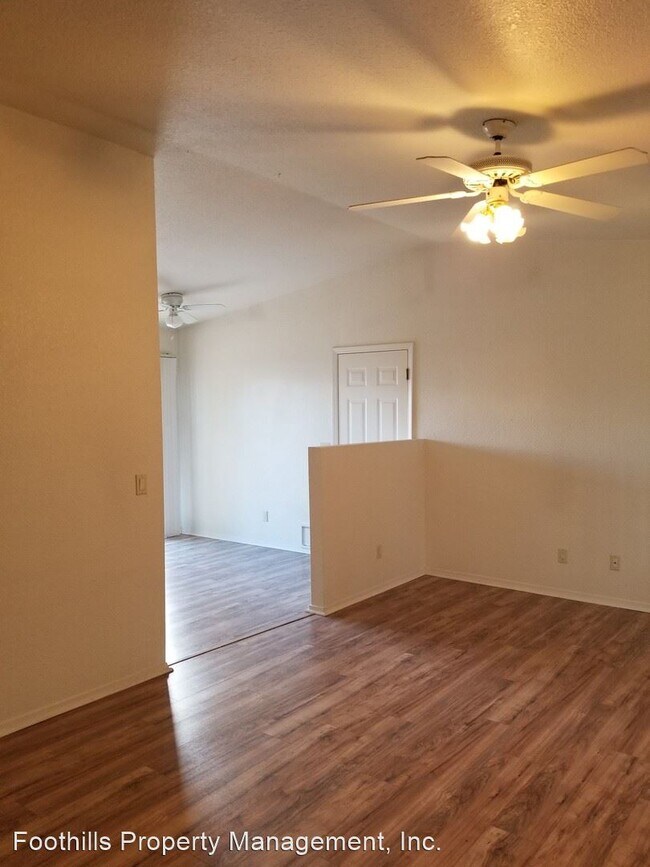 Building Photo - 2 br, 2 bath House - 4538 Silver Leaf Trail