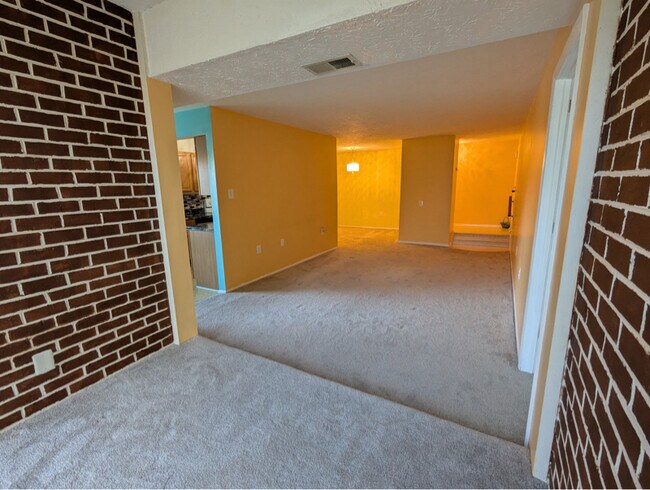 Photo - 7824 Hanover Pkwy Apartment