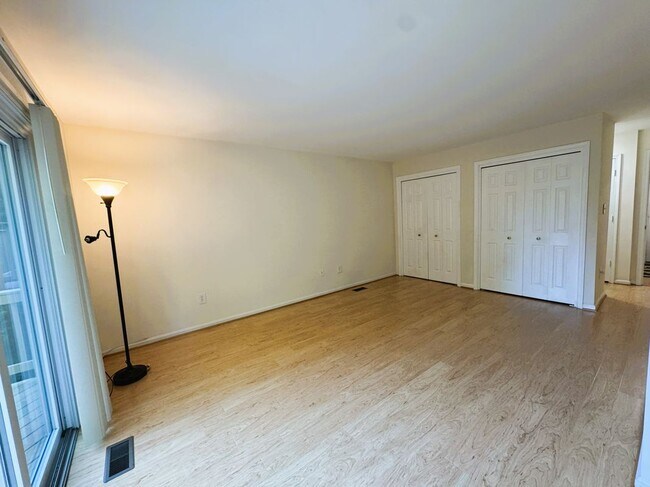 Foto del edificio - 4507 Highland Green Ct