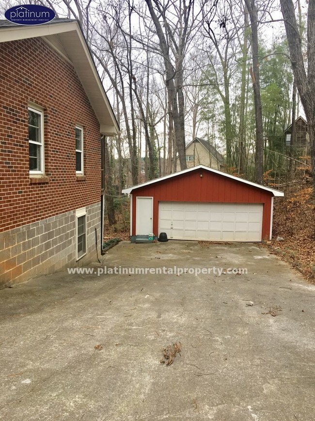 Building Photo - 8438 Norris Lake Rd