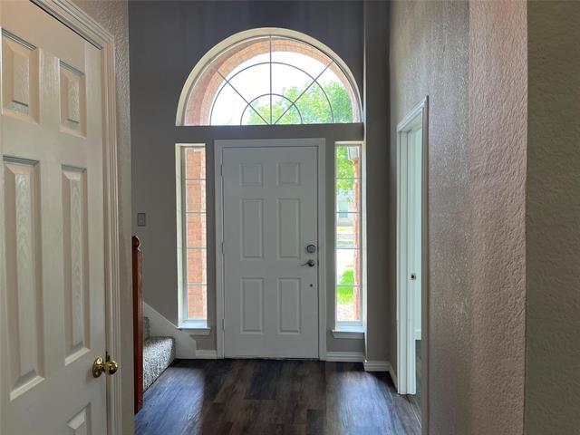 Foto del edificio - 741 Willow Crest Dr