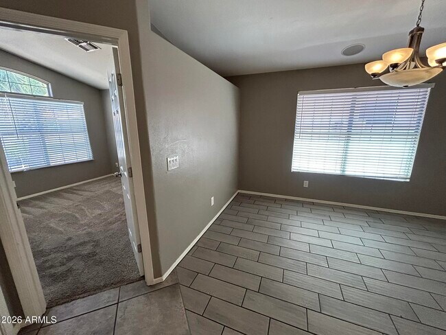 Building Photo - 1453 E Sierra Madre Ave