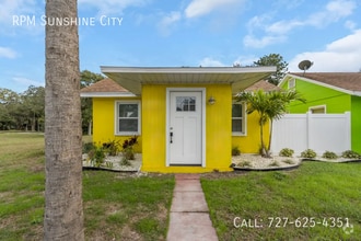 Building Photo - 1500 Clearwater Largo Rd