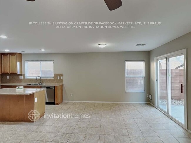 Building Photo - 142 Solidago Ave