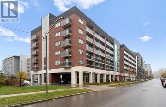 Building Photo - 308 Lester St