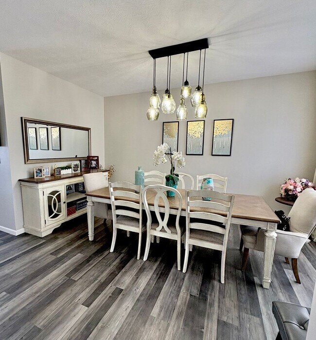 Building Photo - Luxury Meets Comfort: 4 Bed Lafayette Home...