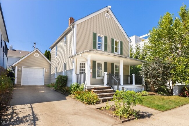 Building Photo - 1212 W 67th St