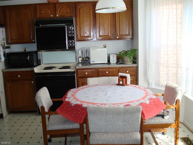 Foto del edificio - 13169 Ashnut Ln