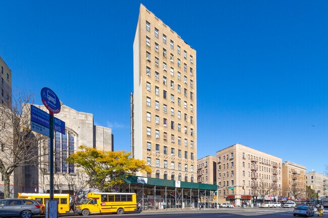 Foto del edificio - 4113 Broadway