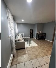 Building Photo - 40 Myrtle Ave