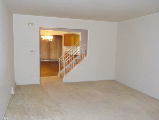 Building Photo - 1939 Laurel Oak Dr