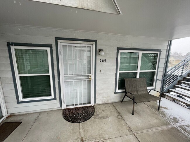 Foto del edificio - Updated 2 Bedroom, 2 Bath Condo (Available...