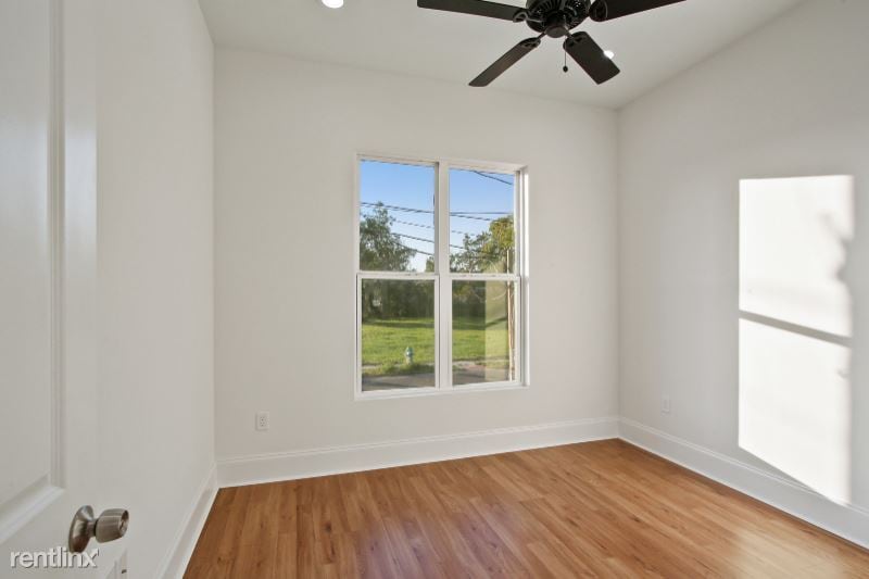 Building Photo - 3 br, 2 bath House - 1203 Mehle St