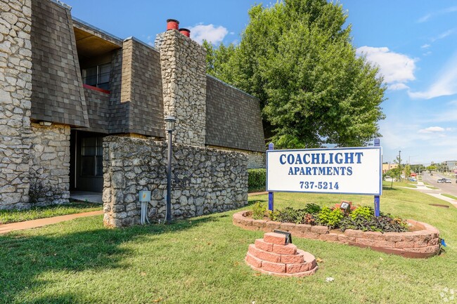 Interior Photo - Coachlight Apartments