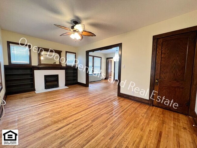 Building Photo - 1102 Rockhill St