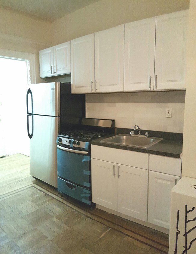 Foto principal - 9426 34th Rd