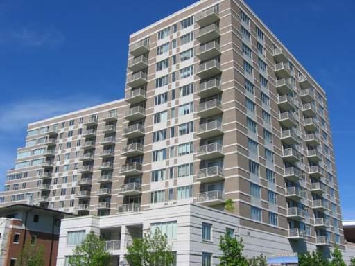 Foto principal - 1515 S Prairie Ave