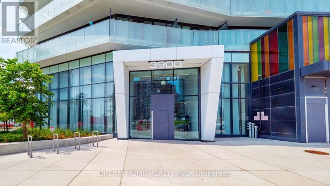 Building Photo - 3900-3900 Confederation Pkwy