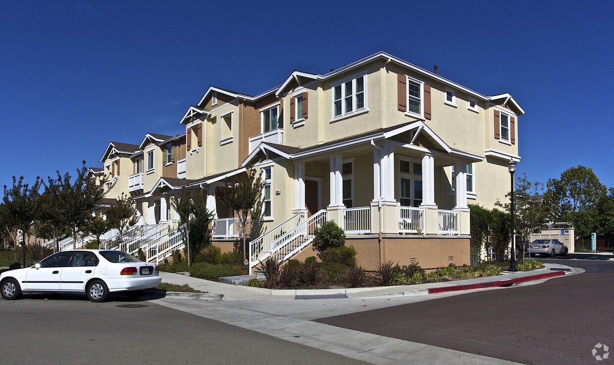 Cross Creek Townhomes Hayward Ca Apartments Com