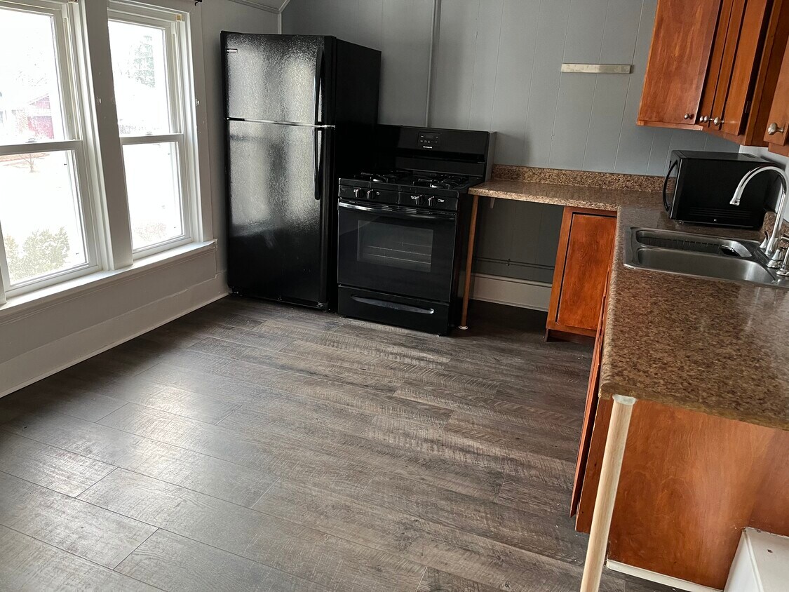 Primary Photo - 127 Jefferson St