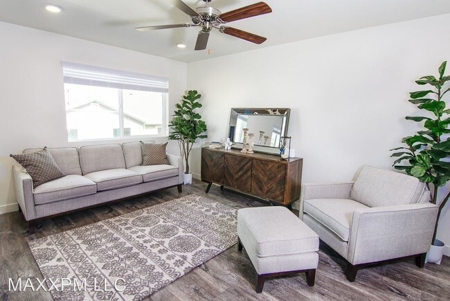 Foto del edificio - 3 br, 2.5 bath House - 14911 S Lost Miner Ln