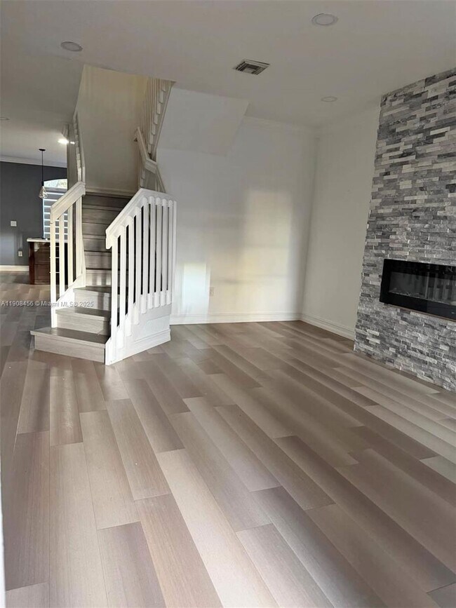 Foto del edificio - 965 SW 153rd Path