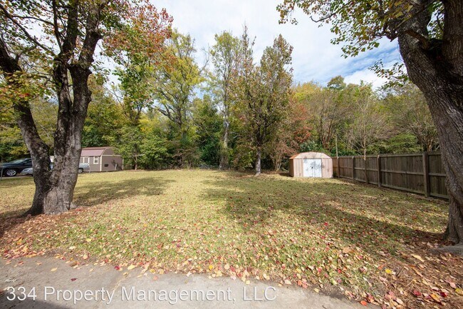Building Photo - 4 br, 2 bath House - 3213 Fernway Drive