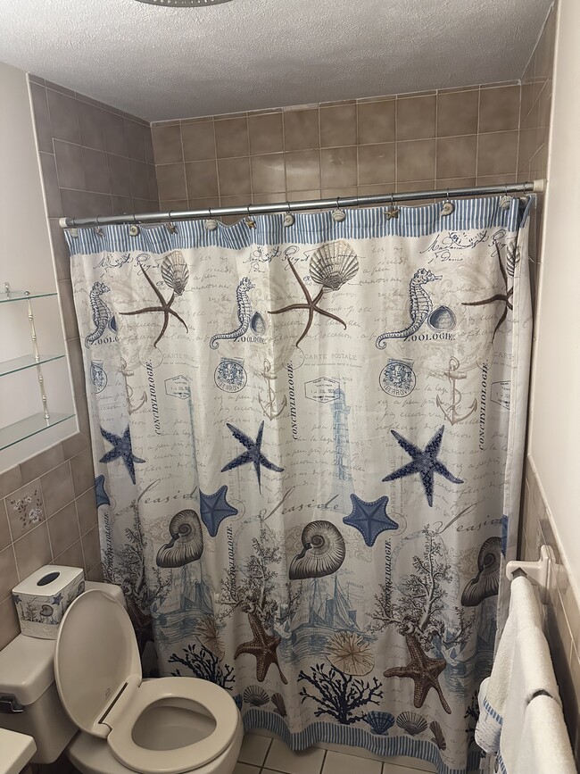 Bathroom - 22 Crestwood Rd