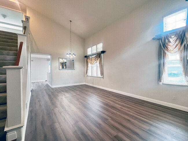 Building Photo - 35330 Terra Cotta Cir