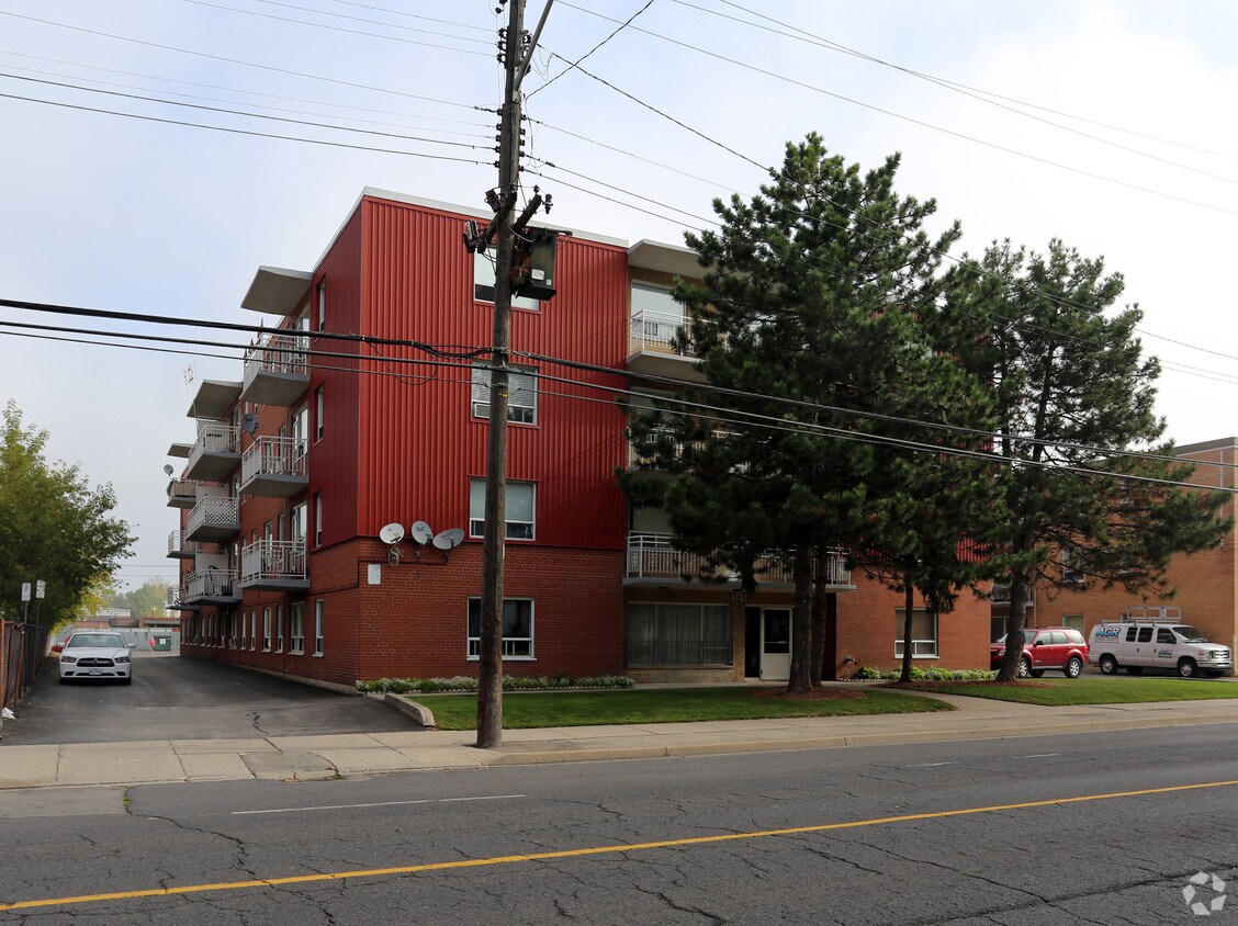325 Melvin Ave, Hamilton, ON L8H 2K9 Apartments 325 Melvin Ave Hamilton, ON