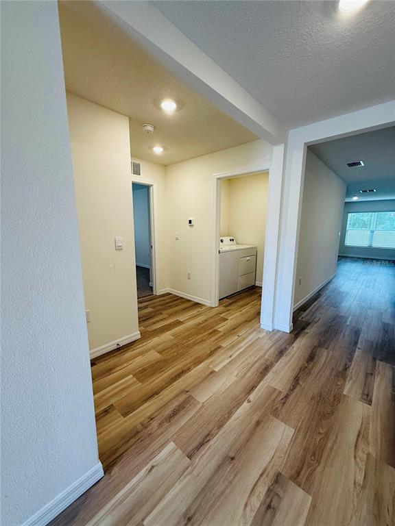 Foto del edificio - 2924 NE 20th Ter