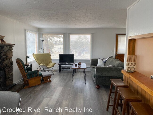 Foto del edificio - 2 br, 1 bath House - 4398 SW Puma Rd