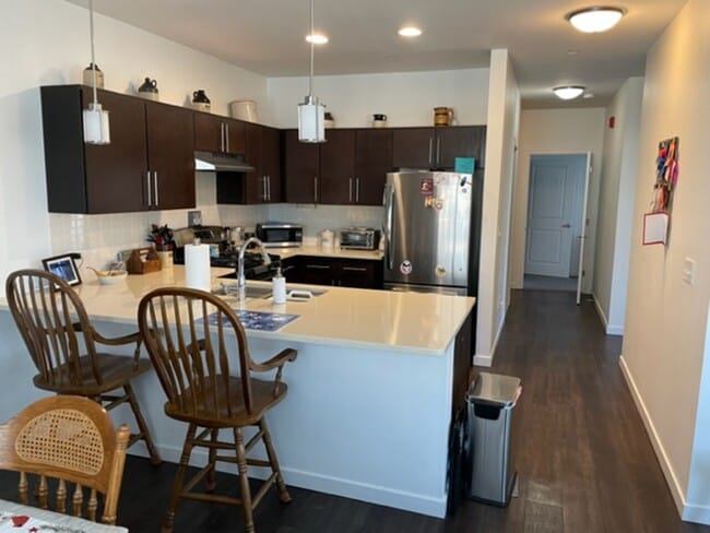 Building Photo - Maple Ridge - Building A
