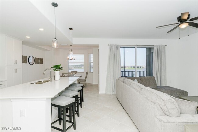 Foto del edificio - 5583 Double Eagle Cir