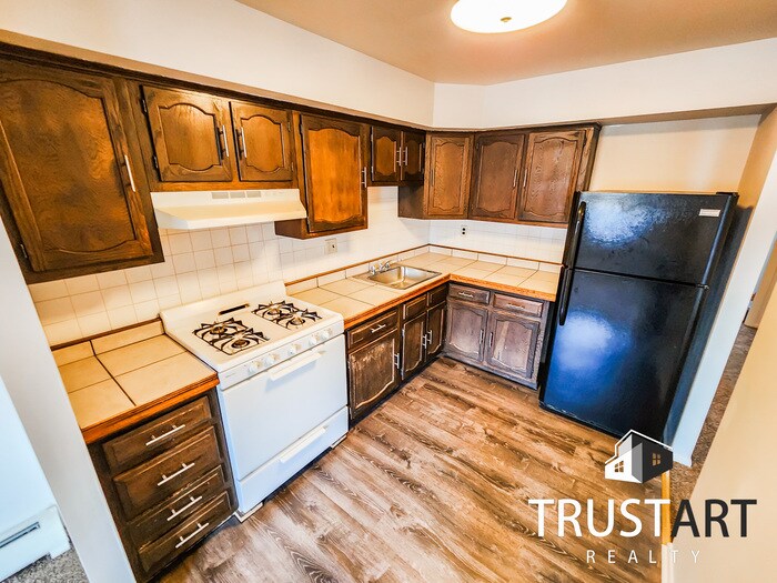 Primary Photo - 2 bedroom apartment in Wissinoming, Philad...