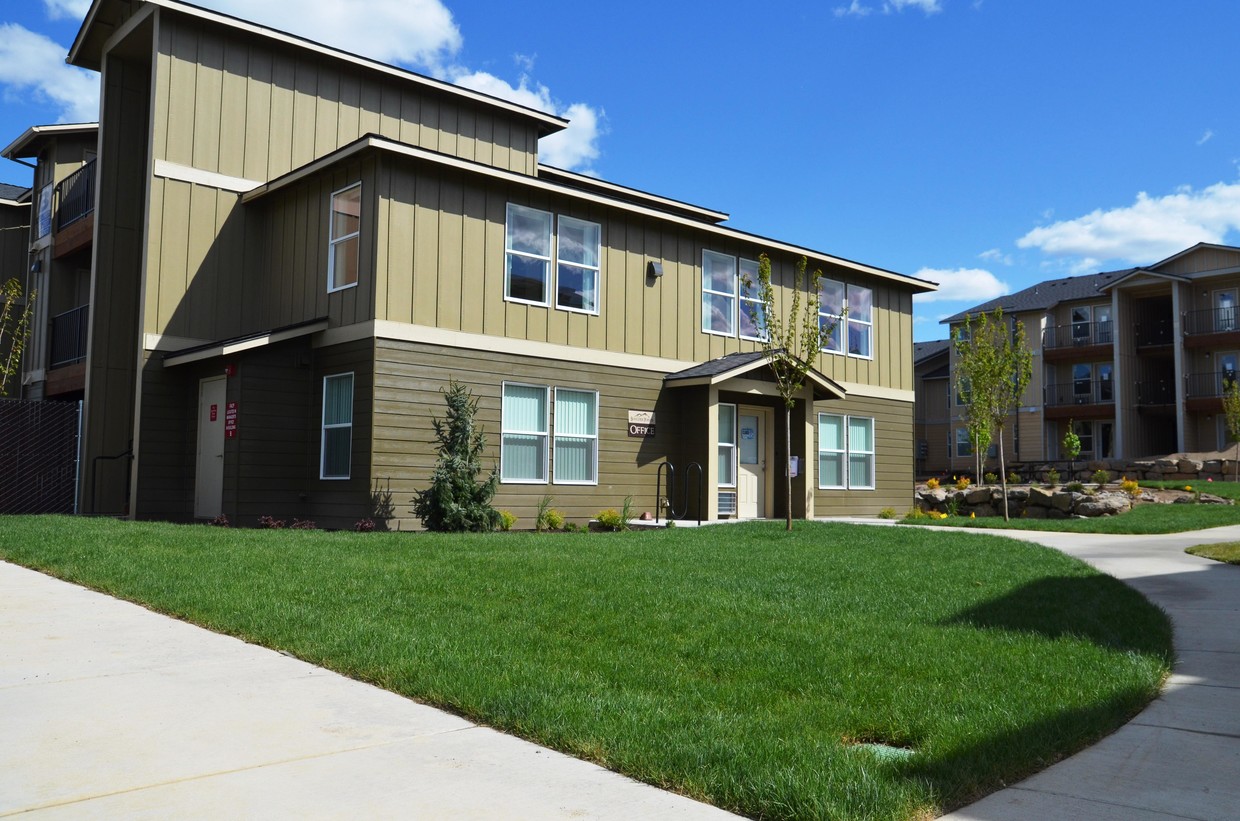 Central Oregon Apartments