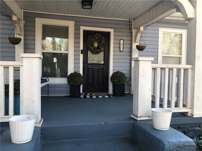 Building Photo - 1812 Defoor Ave NW