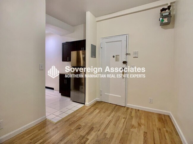 Building Photo - 515 west 111th Street