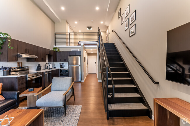 Furnished Studio Loft - 625SF - Staircase Loft Entry - Heritage