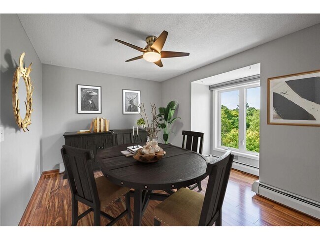 Building Photo - 450 Ford Rd