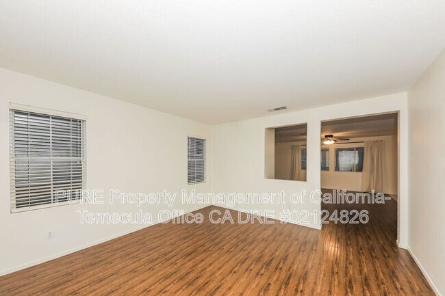 Foto del edificio - 37993 Greenleaf Pl