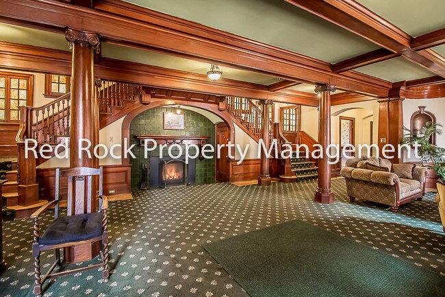 Building Photo - 507 S Howard St