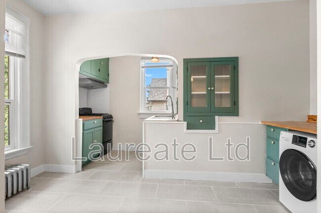 Foto del edificio - 1432 N Gaylord St