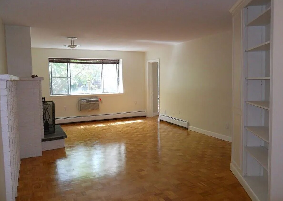 Primary Photo - 6 Chauncy St