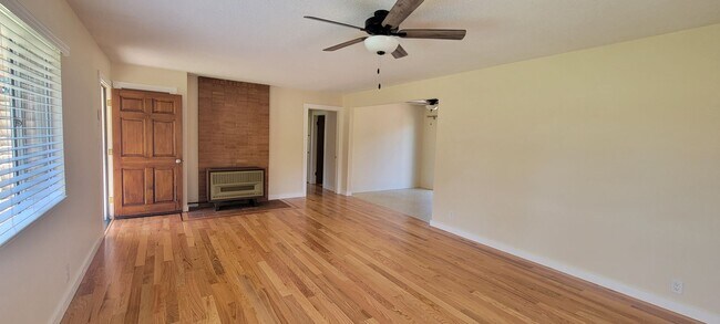 Building Photo - 8171 Deschutes Rd