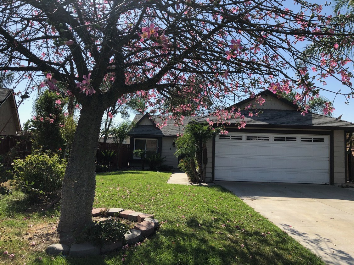 14175 Old Field Ave, Fontana, CA 92337 House Rental in Fontana, CA