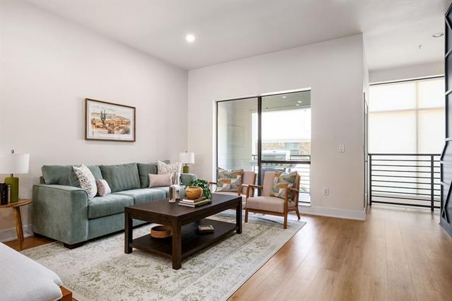 Foto del edificio - 4111 Newton Ave